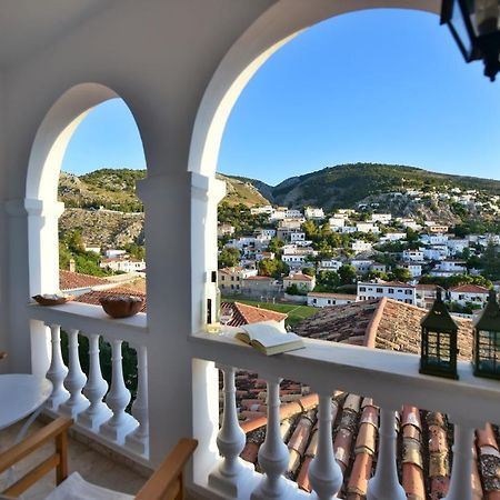 Feel At Home - Family House In Hydra Exterior photo