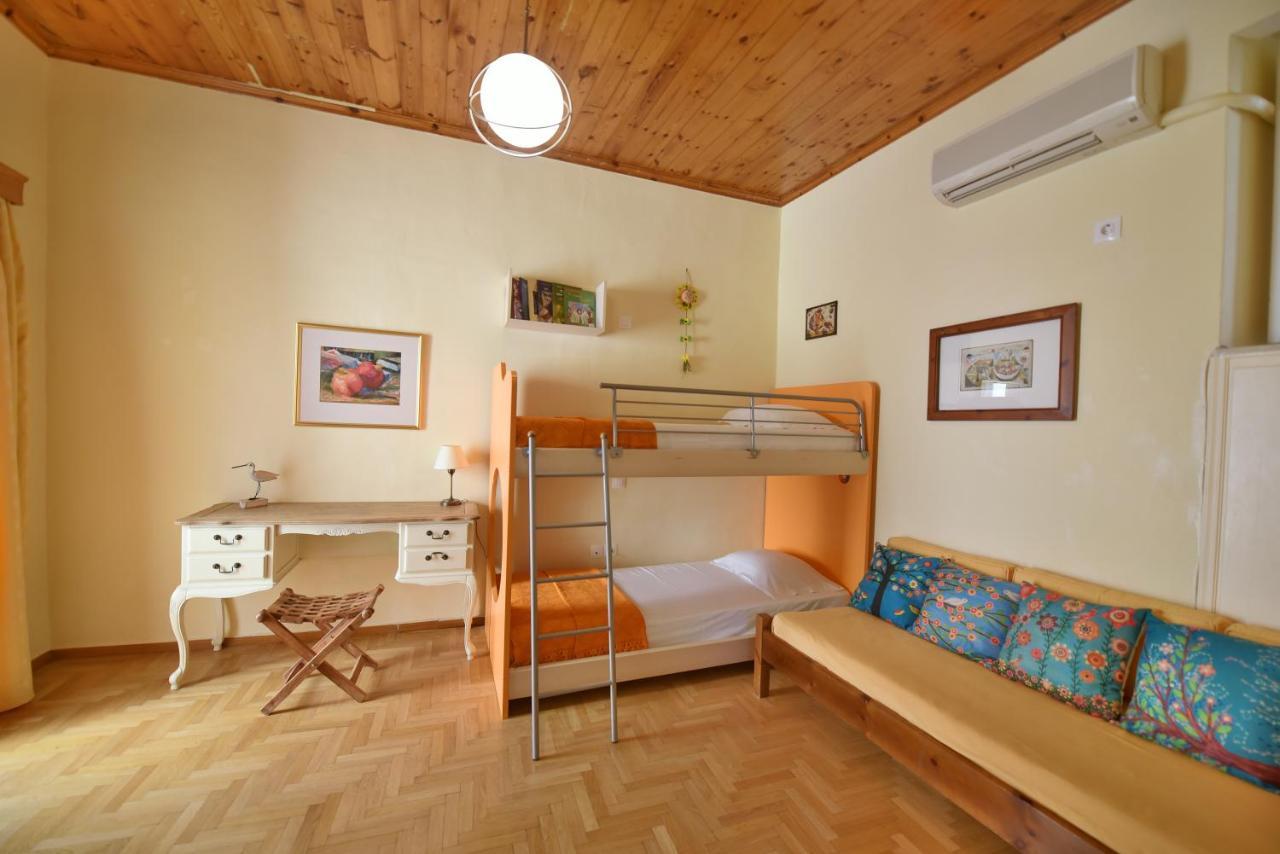 Feel At Home - Family House In Hydra Exterior photo